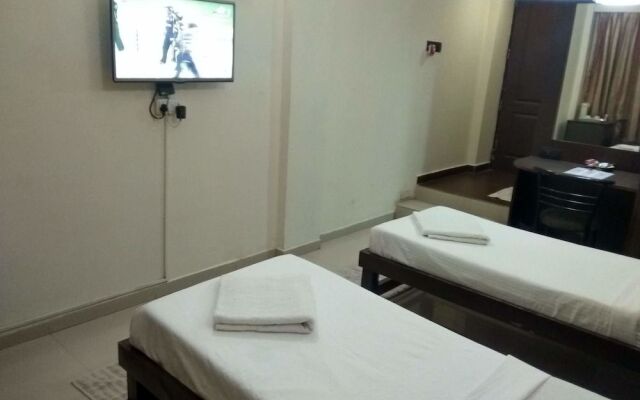 JK Rooms 108 Hotel Royal Regency