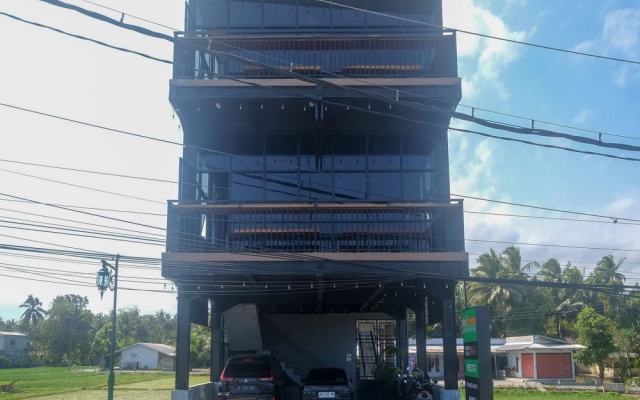 Urbanview KeTemon Hotel & Resto Yia by RedDoorz – Outside – Sindutan