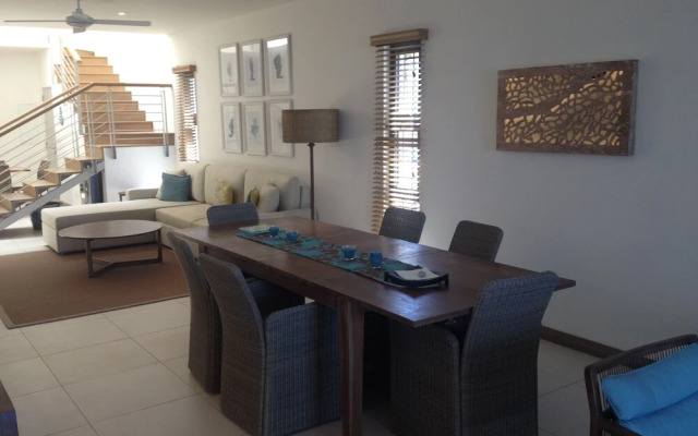 Coral Bay by Dream Escapes