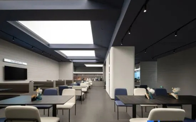 Atour Light Xiamen Railway Station Hubin East Metro Station – Business – Xiamen
