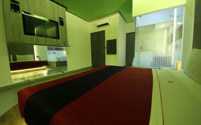 Auto Hotel Marques - Adults Only