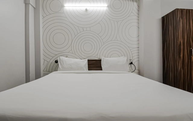 OYO 40963 Townhouse 404 Vidya Vihar