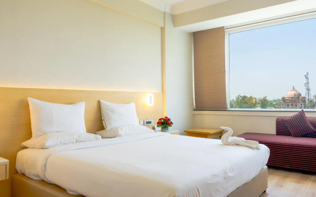 Gemini Continental Lucknow