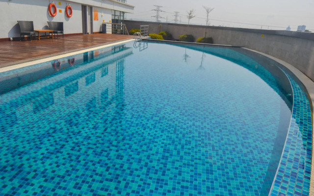 Grand Alora Hotel