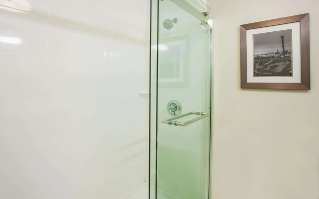 La Quinta Inn & Suites by Wyndham Duluth