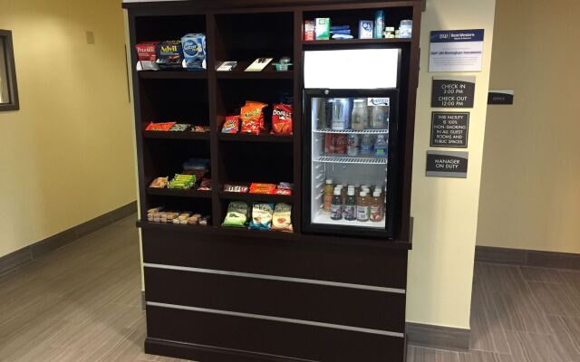 Best Western Plus Birmingham Inn & Suites