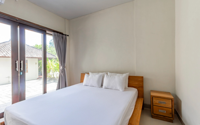 Collection O Near Seminyak Beach Formerly The Kumpi Hotel – Guest Rooms – Kuta