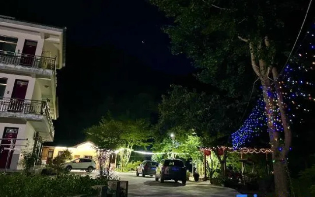 Zhuxian Mountain Villa