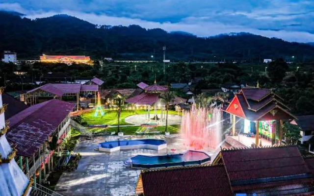 Hometown of Dragon Hotel
