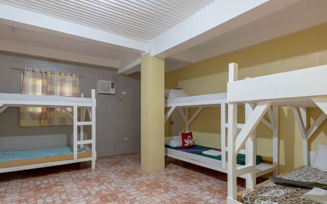 ZEN Rooms LH Bri Lodge Siargao