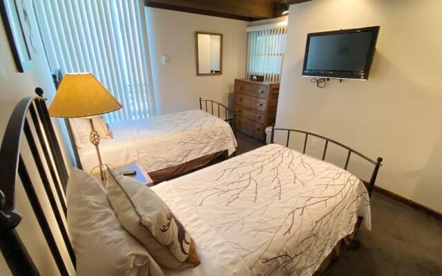 #108 Vail International