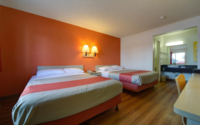 Motel 6 Seattle, WA - Airport