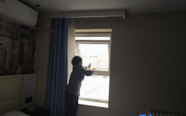 Sainahe Hotel (Beijing Tiantongyuan Lishuiqiao Metro Station)