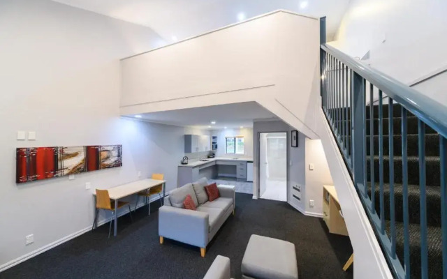 Aubyn Court Spa Motel