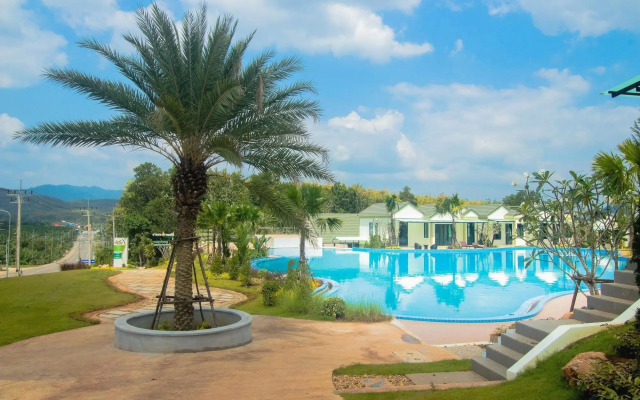 Saichon Grand View Resort