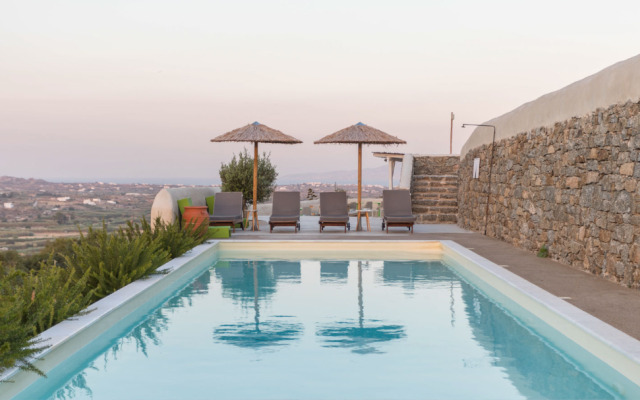 Halcyon Suites and Villas Naxos
