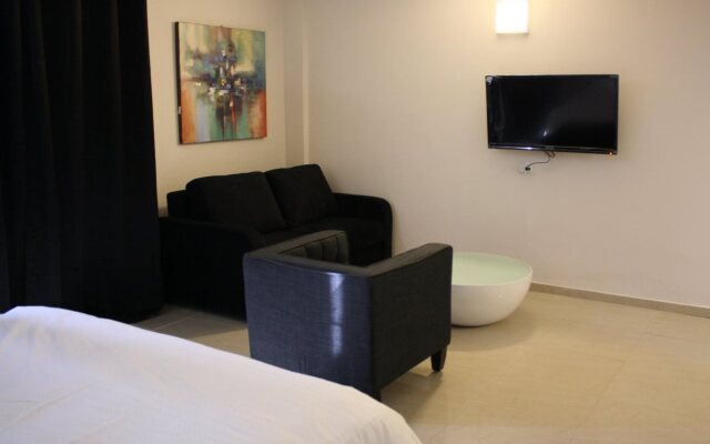 Rich Royal Suites