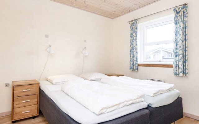 8 Person Holiday Home in Borkop