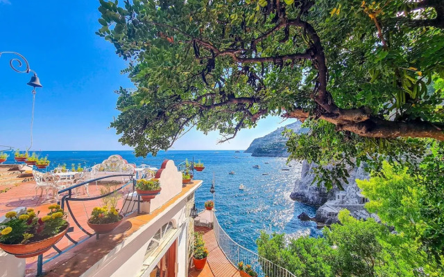 Villa Eclisse by Elite Villas