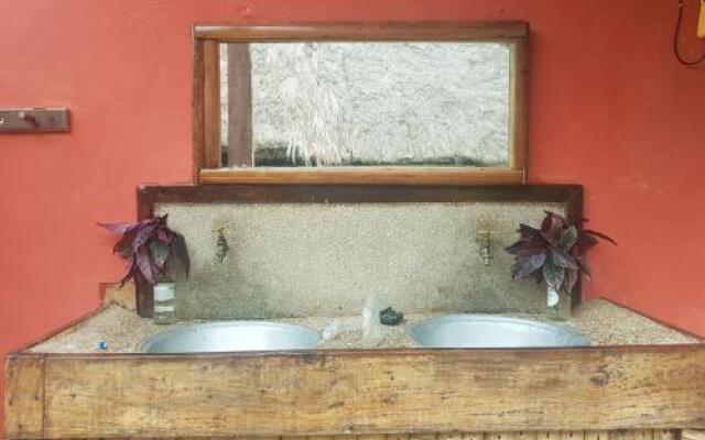 Stumble Inn Eco Lodge