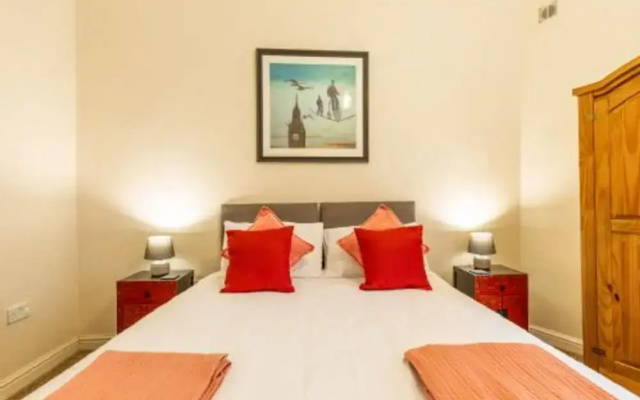 Host Stay Coastal Retreat