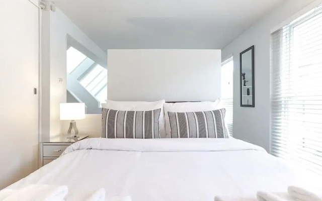 Sparkling 2 Bed Mews House