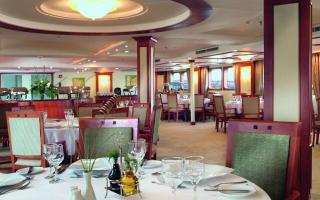 Mövenpick Royal Lotus Nile Cruise, Every Monday Four Nights From Luxor, Every Friday Three Nights From Aswan - Including Excursions & Sightseeing