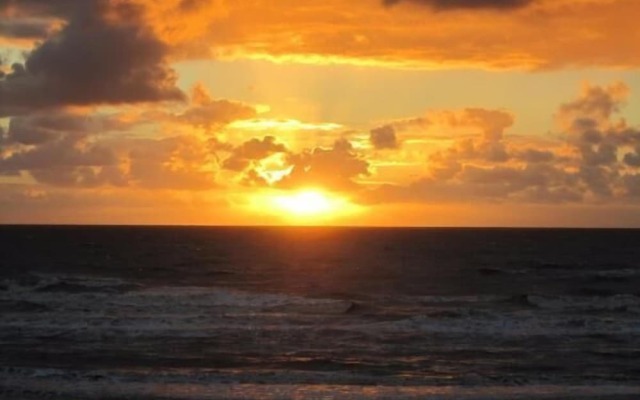 Las Palmas Hotel by the Sea