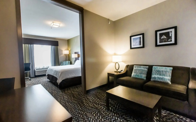 Holiday Inn Express & Suites Spruce Grove - Stony Plain by IHG