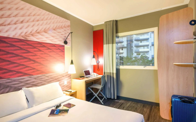 ibis Sao Carlos