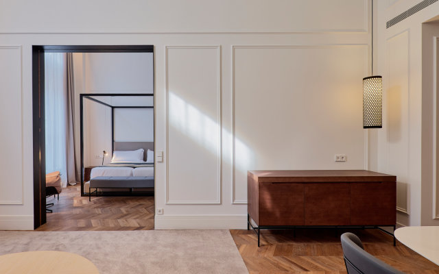 Kozmo Hotel Suites & Spa - Small Luxury Hotels of the World