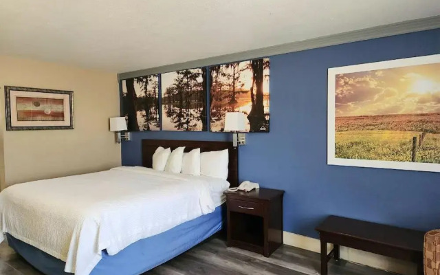 Days Inn By Wyndham Rosenberg