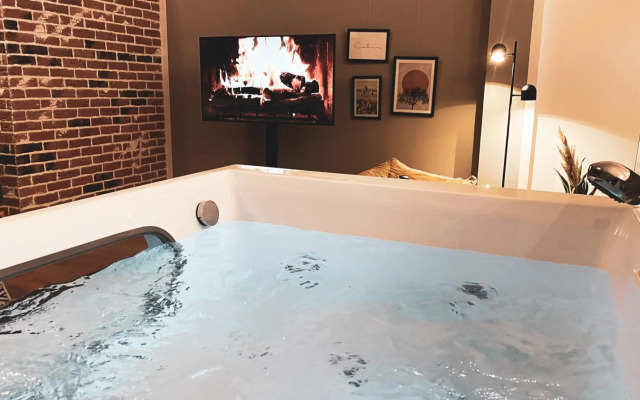 Stilvolles City-Loft mit privatem Whirlpool