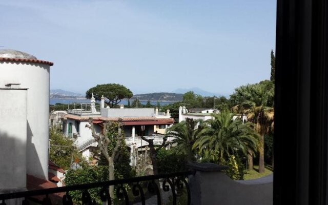 Villa L'Innominata B&B and Holiday Home