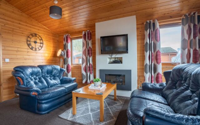 Loch Leven Lodge 12