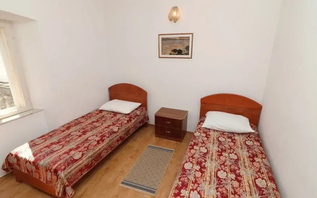 Apartment Lepur Slano - Two-bedroom Apartment With Terrace