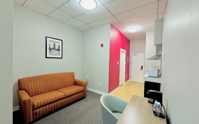 Ramada By Wyndham Kirkland Lake