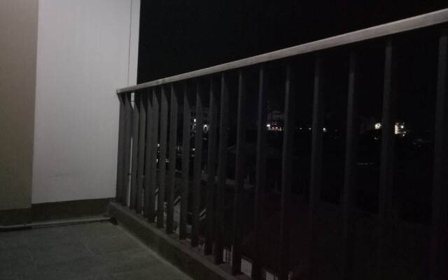 One Bedroom Studio Flat near IT Park