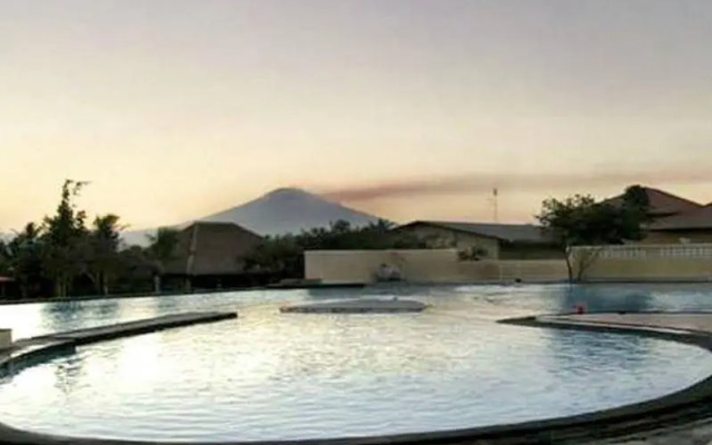 Sevilla Resort