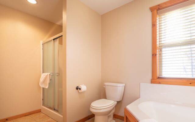 The Lodges at Table Rock Lake by Capital Resorts