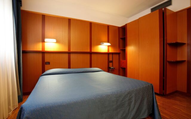 Bleis Hotel