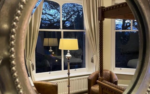 Rosemount Guest House