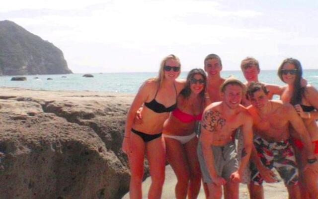 Paradise Beach Hostel