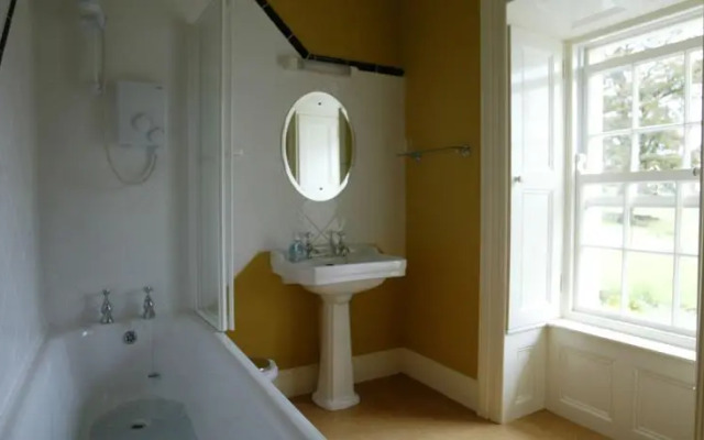 Lough Bishop House Farm stay