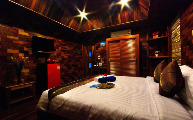 Sangsawan Palace Khaolak Resort