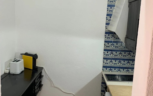 Nice Terrace Pool Studio