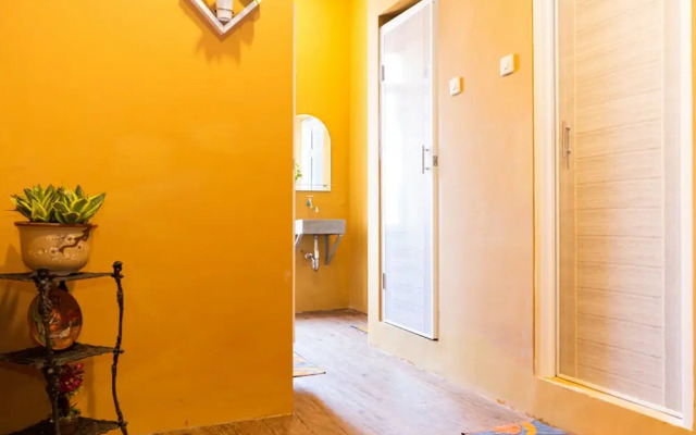 RedDoorz Hostel @ DI Panjaitan Simpang Lima