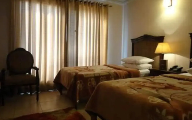 Shelton Green's Hotel