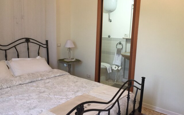 La Rocca Mia House B&B
