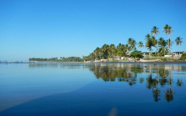 Punta Roca Surf Resort